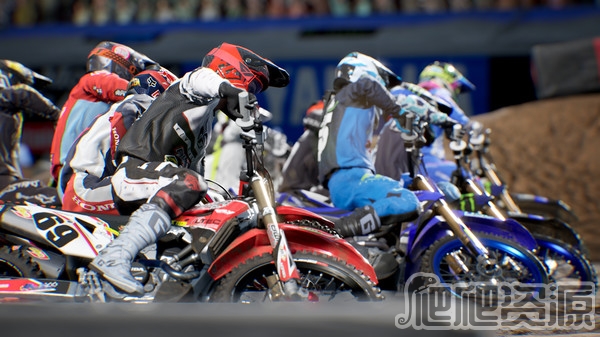 怪物能量超级越野赛车4