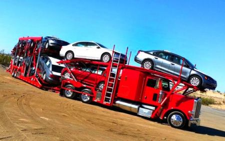 汽车运输卡车