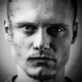 这是我的战争内置修改器版