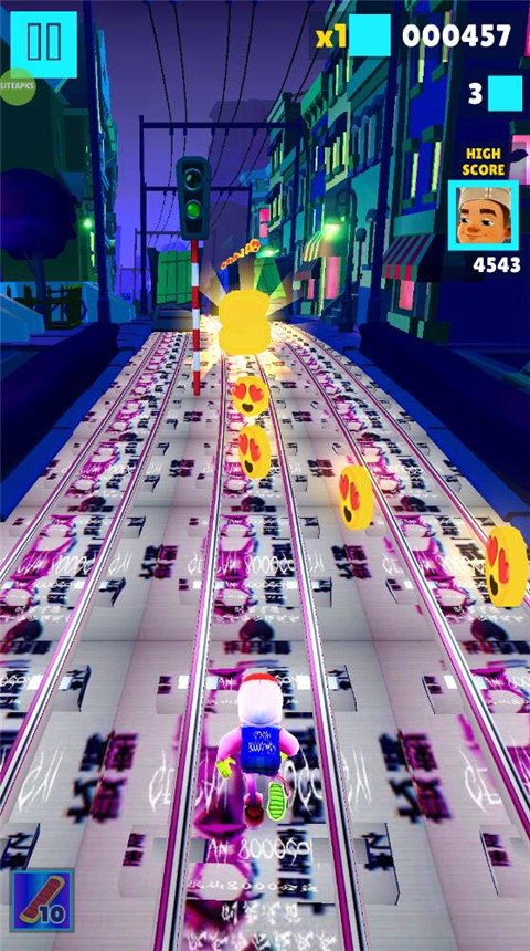 地铁跑酷根灿8000公益版