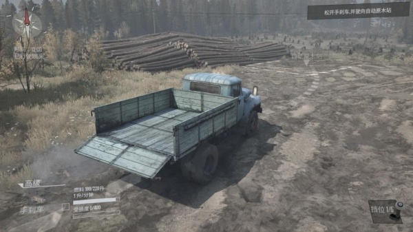 旋转轮胎：泥泞奔驰